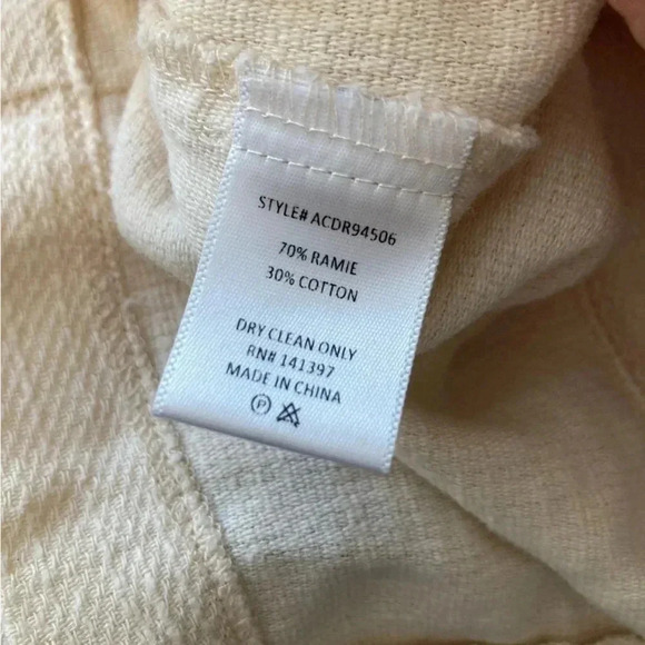 Astr Aracelli Off The Shoulder Linen Mini Dress Size L Cream Color Front Buttons - Picture 11 of 13